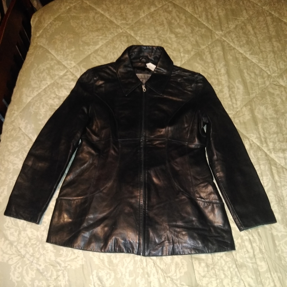 Gorgeous Women's Soft Black Leather